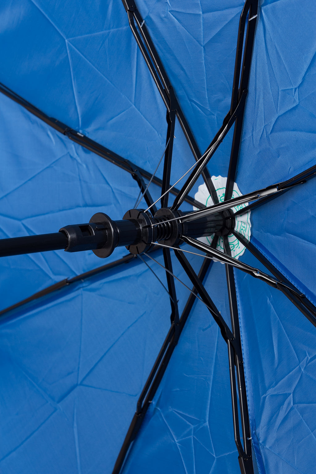 Compact Automatic Travel Umbrella – Lightweight & Windproof